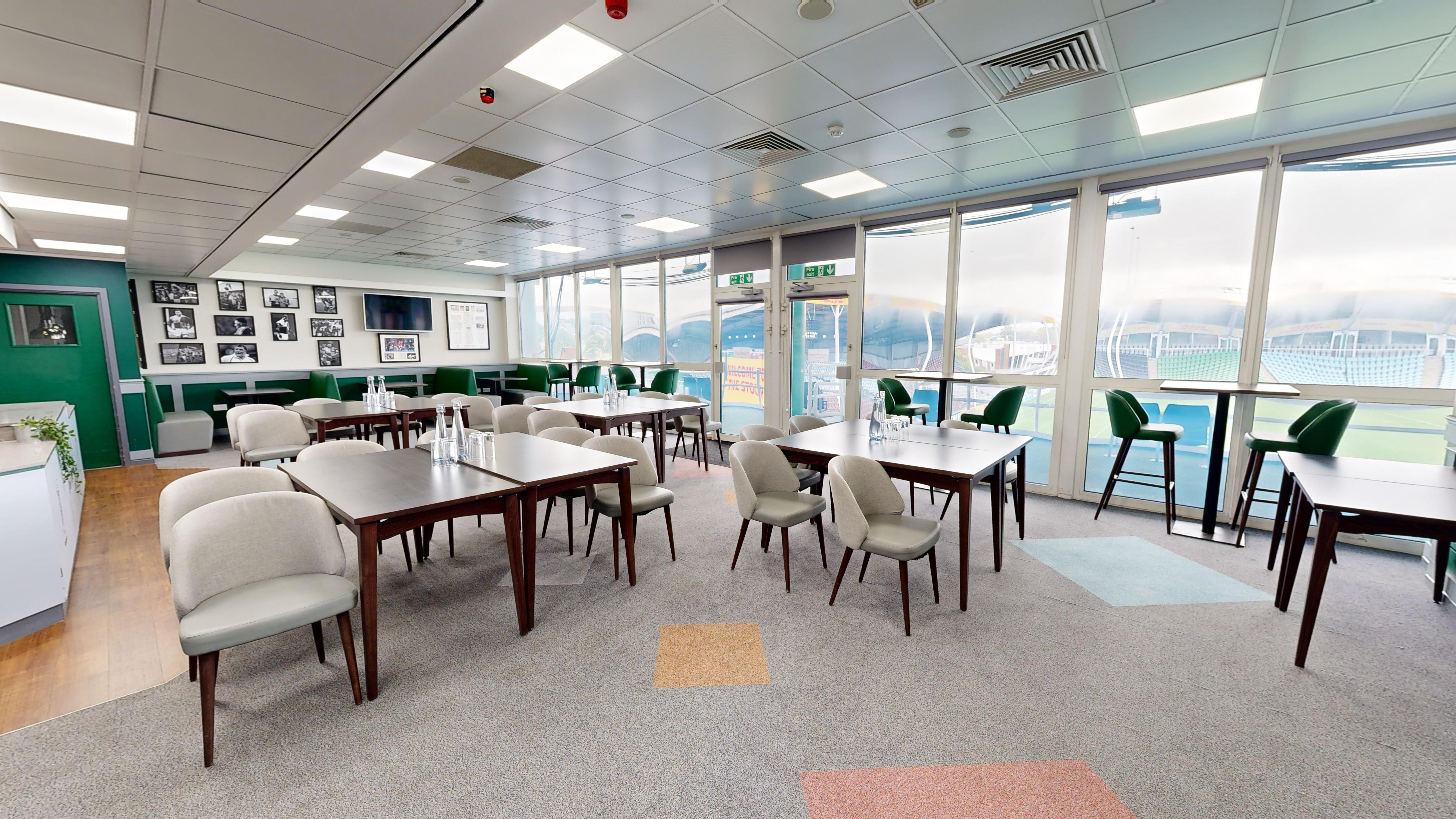 JLL (3) Cabaret Style